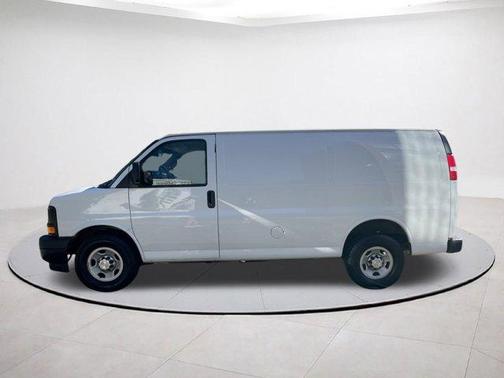 2017 Chevrolet Express 2500 Work Van