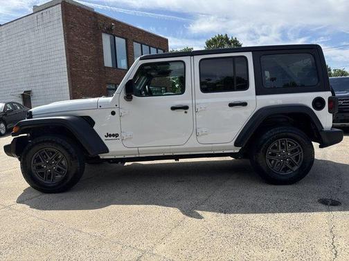 2024 Jeep Wrangler Sport