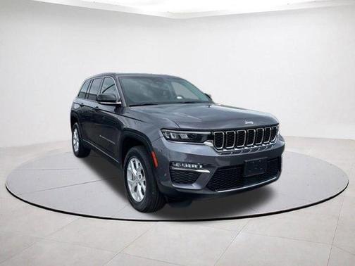 Metallic 2023 Jeep Grand Cherokee Limited
