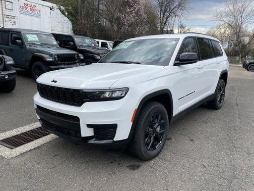 2025 Jeep Grand Cherokee L Laredo