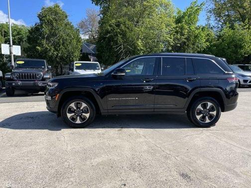 2023 Jeep Grand Cherokee 4xe Base