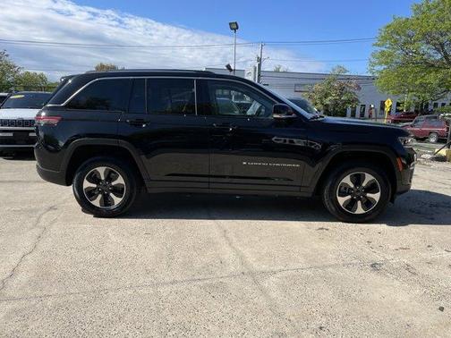 2023 Jeep Grand Cherokee 4xe Base
