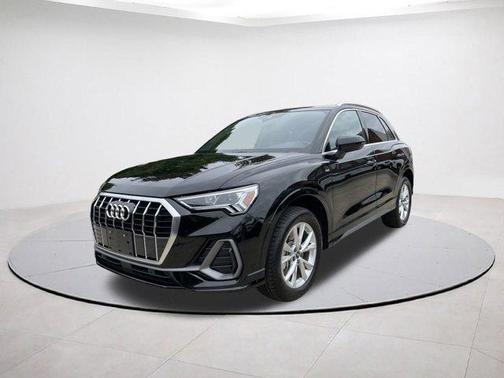 2025 Audi Q3 45 S line Premium