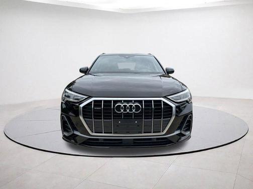 2025 Audi Q3 45 S line Premium