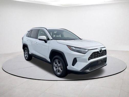 Ice 2025 Toyota RAV4 XLE