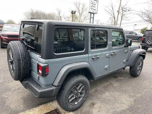 2025 Jeep Wrangler Sport
