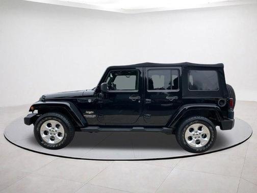 2013 Jeep Wrangler Unlimited Sahara