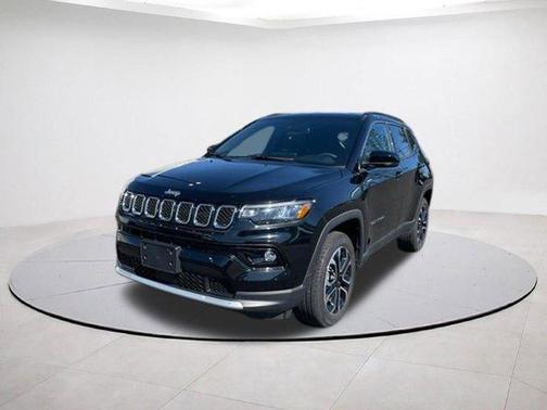 Diamond Black 2024 Jeep Compass Limited