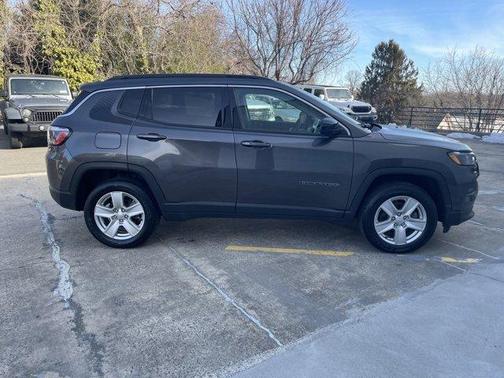 2022 Jeep Compass Latitude