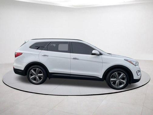 Monaco White 2016 Hyundai SANTA FE SE