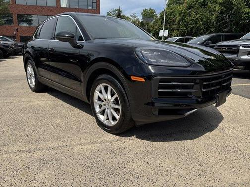 2024 Porsche Cayenne Base