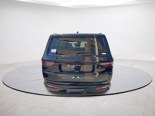 2025 Jeep Wagoneer Series II