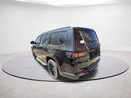 2025 Jeep Wagoneer Series II