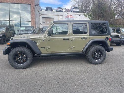 2025 Jeep Wrangler Sport