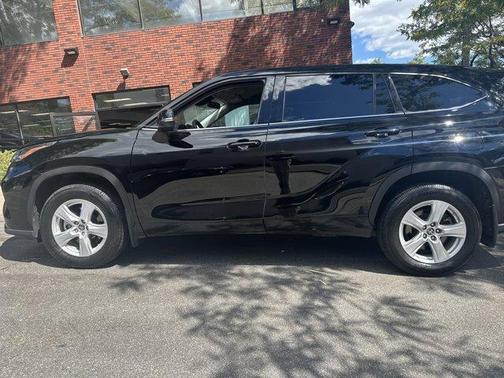 2021 Toyota Highlander L