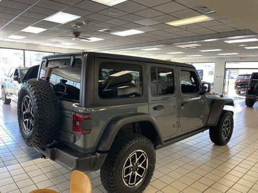 2025 Jeep Wrangler Rubicon