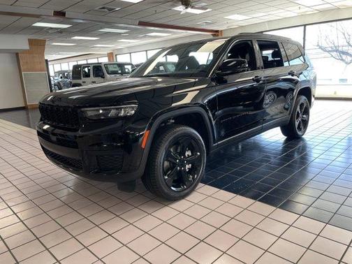2025 Jeep Grand Cherokee L Laredo