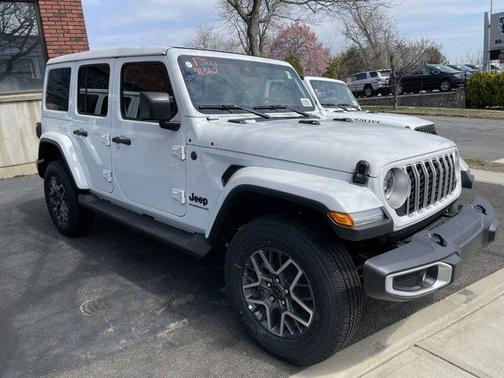2025 Jeep Wrangler Sahara