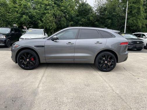 2019 Jaguar F-PACE S