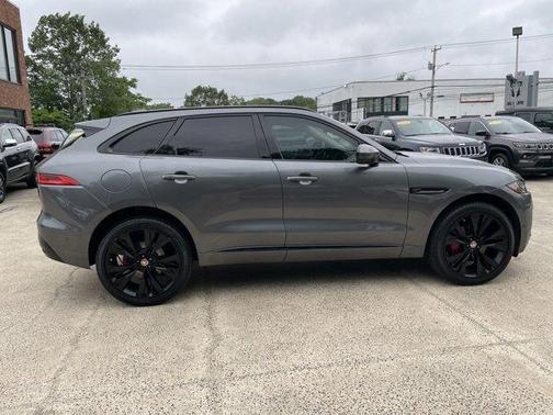 2019 Jaguar F-PACE S