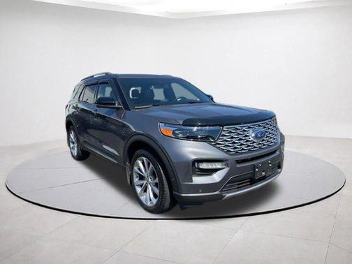 Gray Metallic 2021 Ford Explorer Platinum