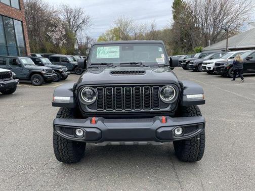 2025 Jeep Gladiator Mojave