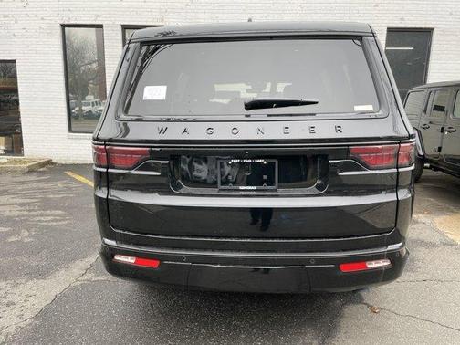 2025 Jeep Wagoneer Series II