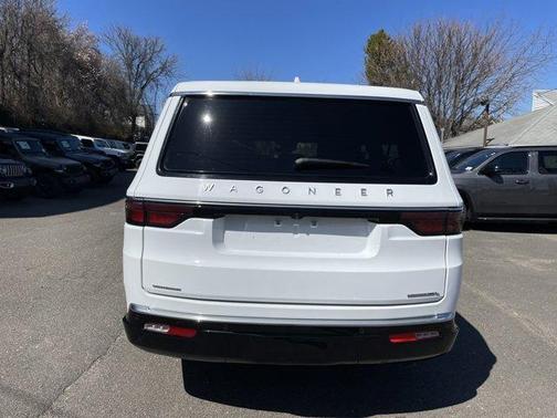 2023 Jeep Wagoneer L Series III