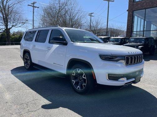 2023 Jeep Wagoneer L Series III