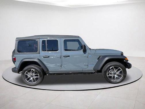 2025 Jeep Wrangler 4xe Sport