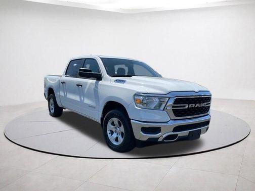 Bright White Clearcoat 2023 RAM 1500 Big Horn
