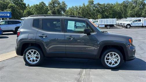 2022 Jeep Renegade Latitude