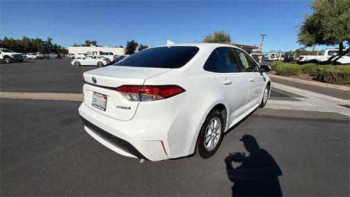 2022 Toyota Corolla Hybrid LE