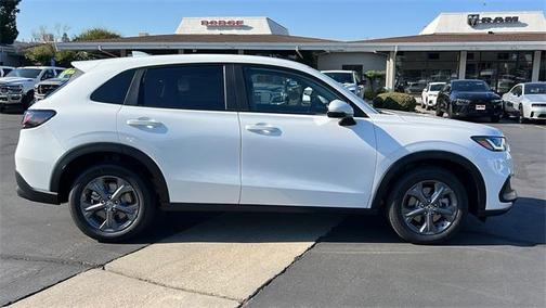 2026 Honda HR-V LX