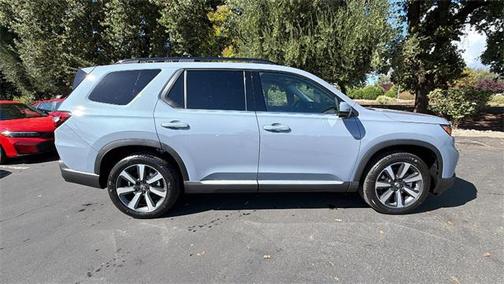 2025 Honda Pilot Touring 8-Passenger