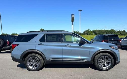 Vapor Blue Metallic 2026 Ford Explorer Active