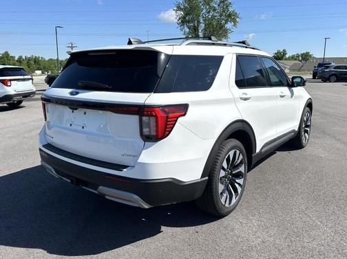 Star White Metallic Tri-Coat 2026 Ford Explorer Platinum