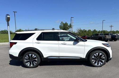 Star White Metallic Tri-Coat 2026 Ford Explorer Platinum