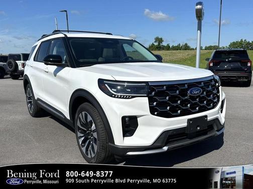 Star White Metallic Tri-Coat 2026 Ford Explorer Platinum