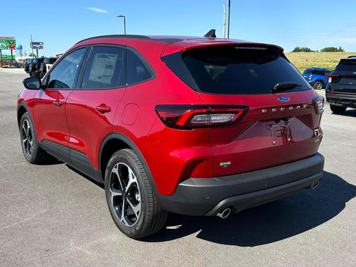 Rapid Red Metallic Tinted Clearcoat 2026 Ford Escape ST-Line Select