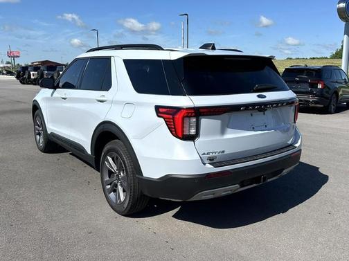 Space White Metallic 2026 Ford Explorer Active
