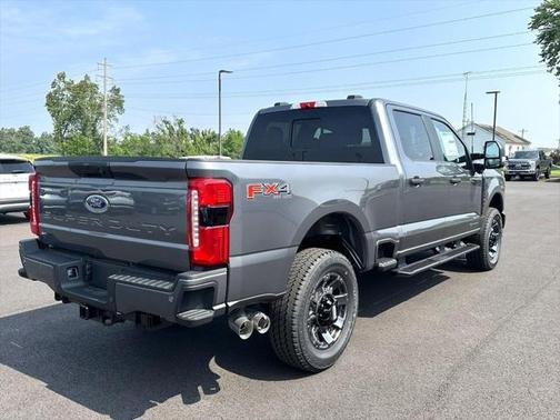 2025 Ford F-350 XLT