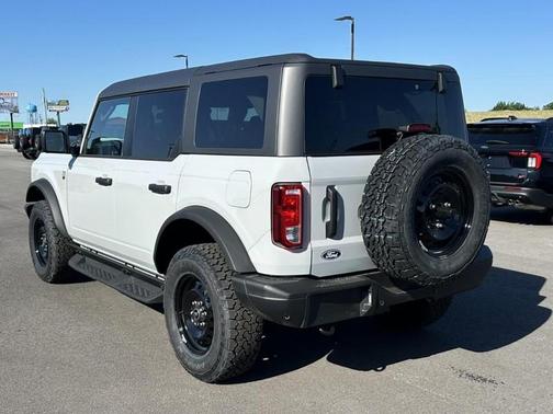 Avalanche Gray 2026 Ford Bronco Big Bend