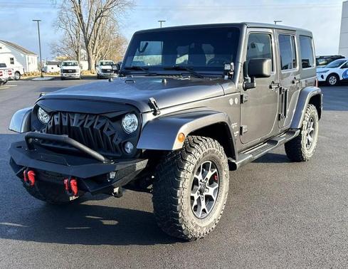 2017 Jeep Wrangler Unlimited Sahara