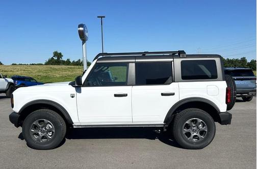 Oxford White 2026 Ford Bronco Big Bend