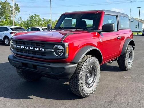 2025 Ford Bronco Base
