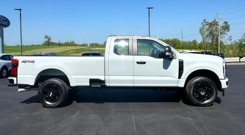 2025 Ford F-350 XLT
