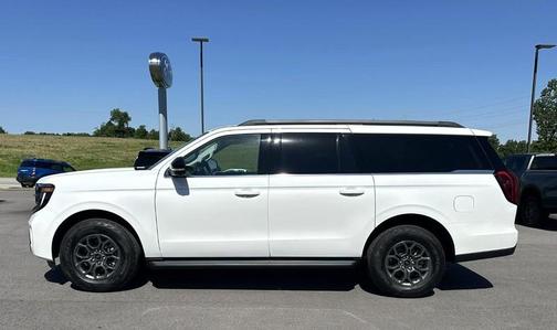 Star White Metallic Tri-Coat 2026 Ford Expedition Max Active 4x4