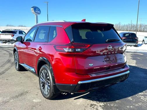 2024 Nissan Rogue Platinum
