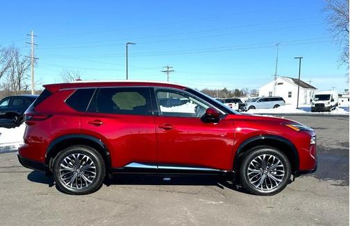 2024 Nissan Rogue Platinum